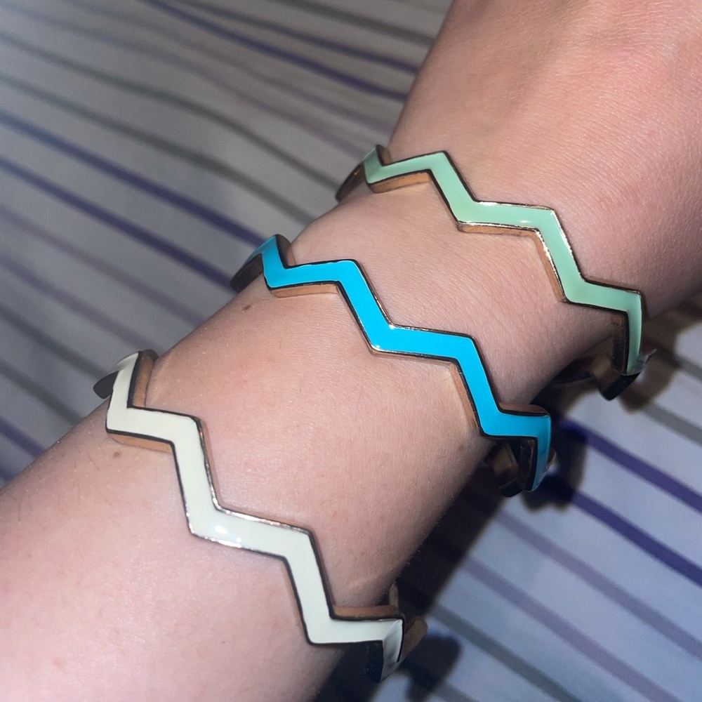 Beautiful bangles for spring and summer! Trendy for girls, teens, and adults!